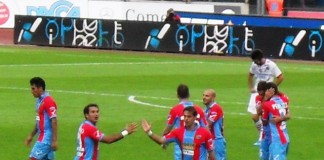 Catania festeggia gol