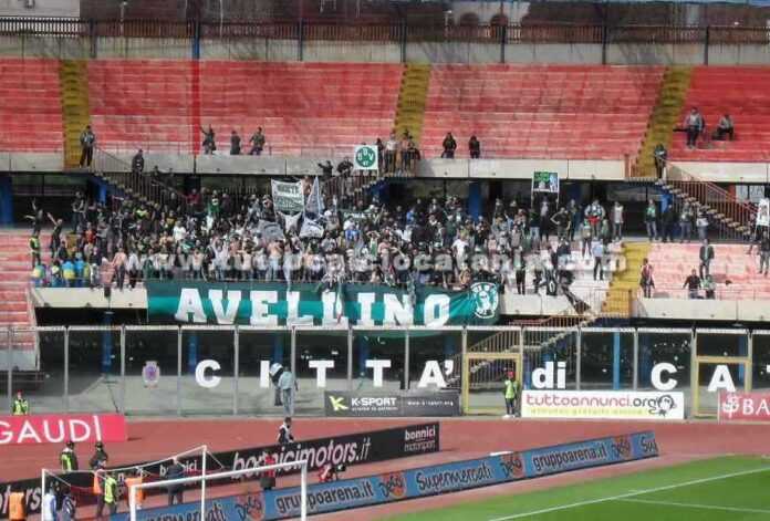 Tifosi Avellino a Catania