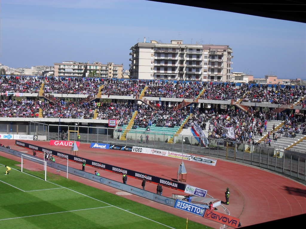 Catania vs Trapani, Curva Sud