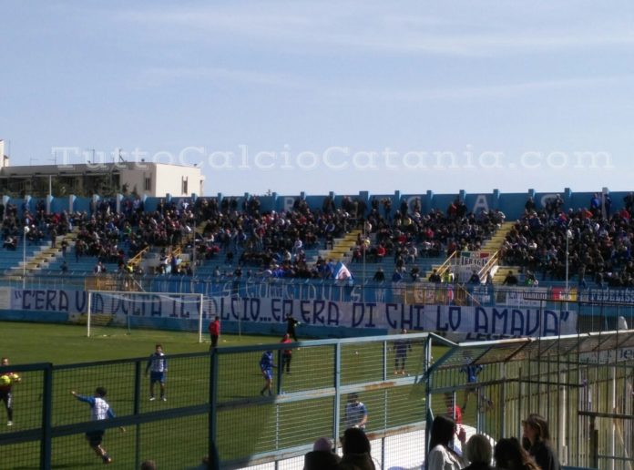 Akragas vs Catania, tifosi di casa