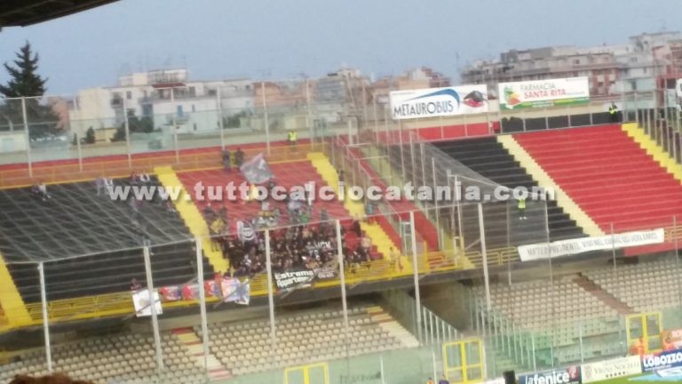 Catania, tifosi a Foggia