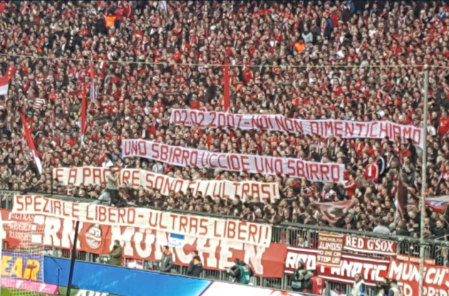 Bayern Monaco, striscione Speziale