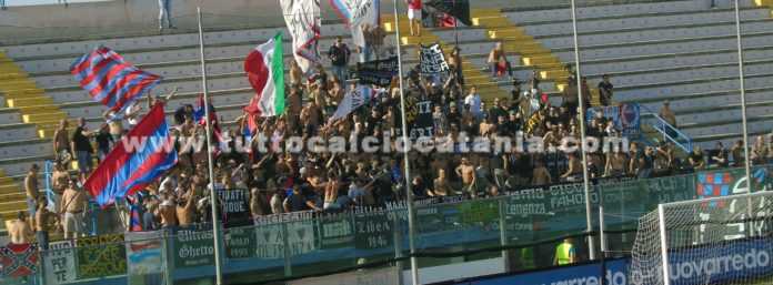 Tifosi del Catania a Brindisi