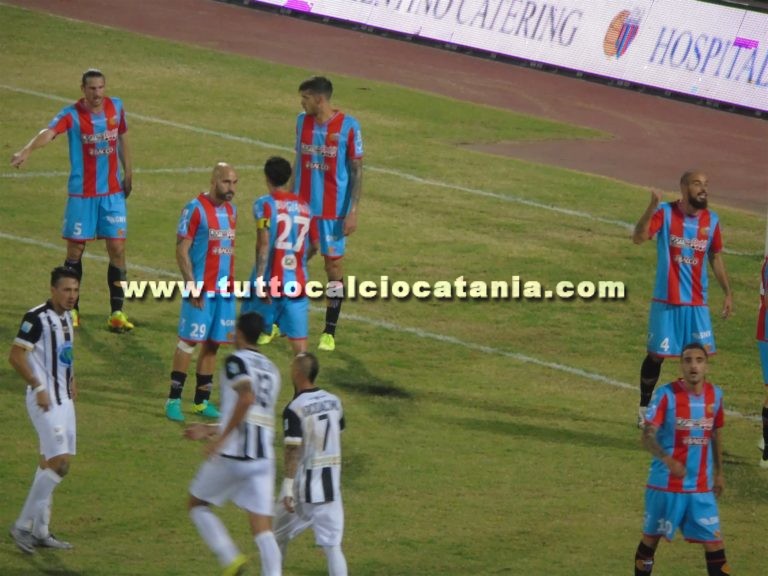 FINE PRIMO TEMPO: Sicula Leonzio a sorpresa in vantaggio a catania