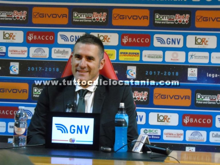 LUCARELLI: “La pancia piena fa questi scherzi. Leonzio ha meritato. Avrei dovuto rivoluzionare l’undici titolare…”