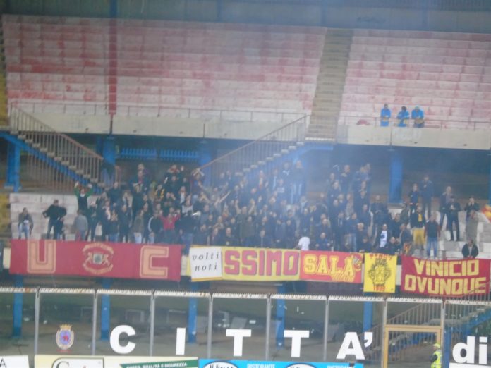 Tifosi Catanzaro a Catania