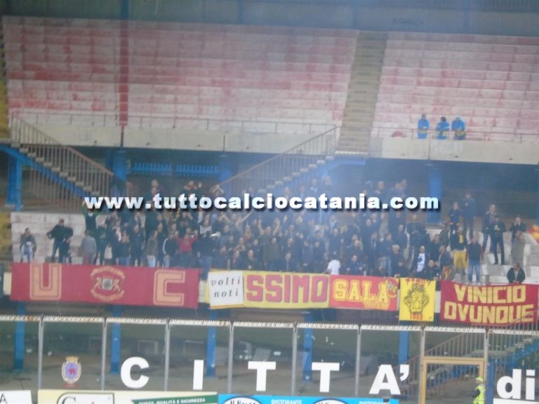 Tifosi Catanzaro a Catania