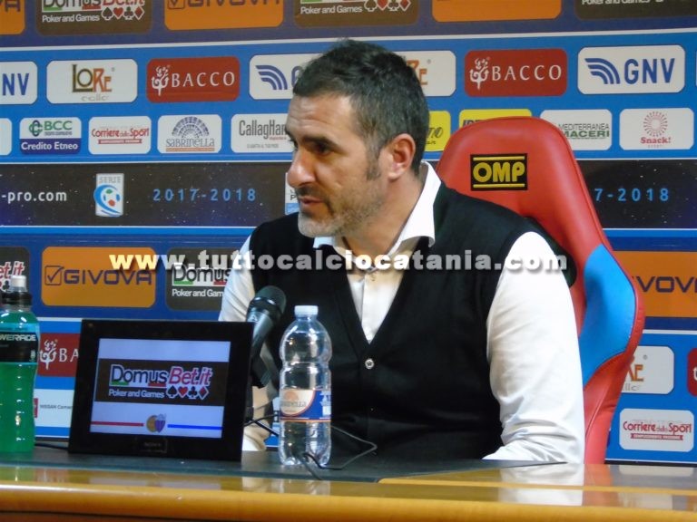LUCARELLI: “Bava alla bocca e sangue agli occhi, avanti così. Caccetta mostruoso. Castellammare tappa fondamentale”
