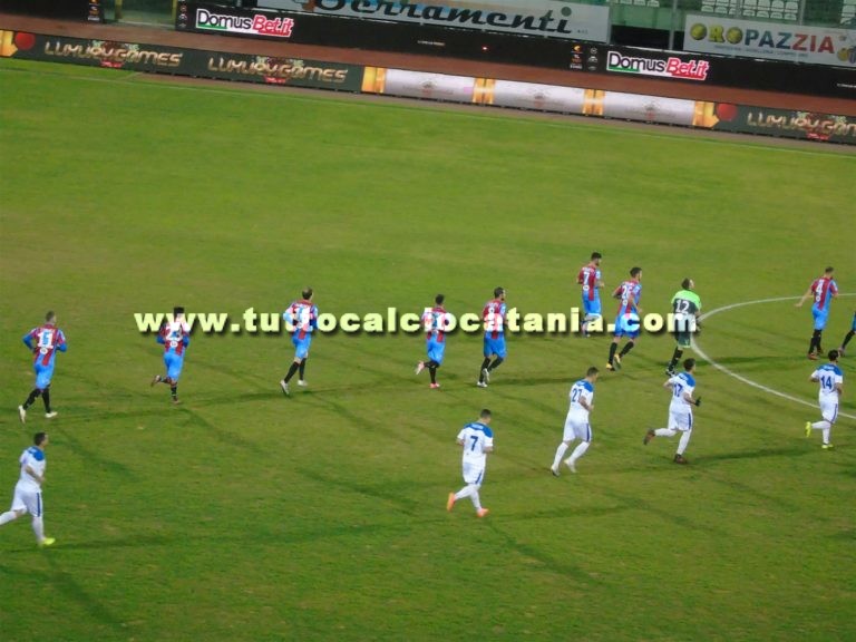 CATANIA – MATERA: voti ai rossoazzurri. Anche Pisseri in difficoltà. Aya impeccabile, troppa sufficienza negli ultimi metri