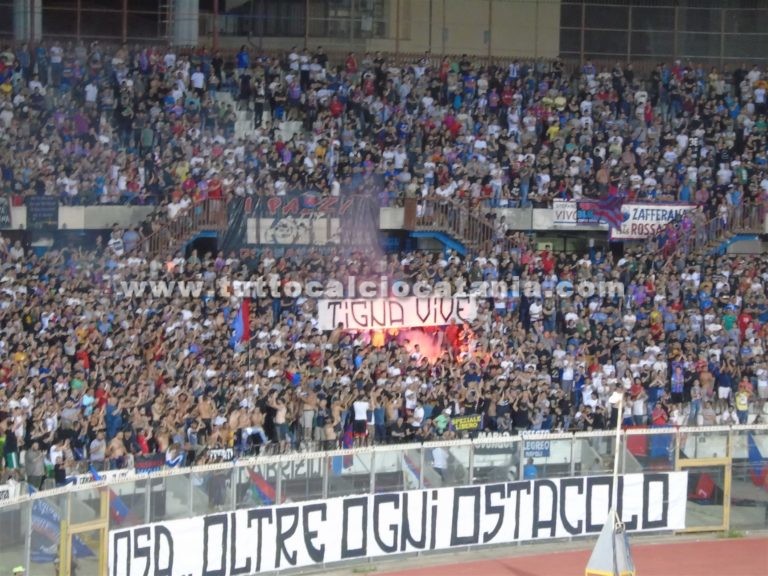 TIFO REWIND (Video): 3 giugno 2018, la Nord trascina il Catania in semifinale Play Off