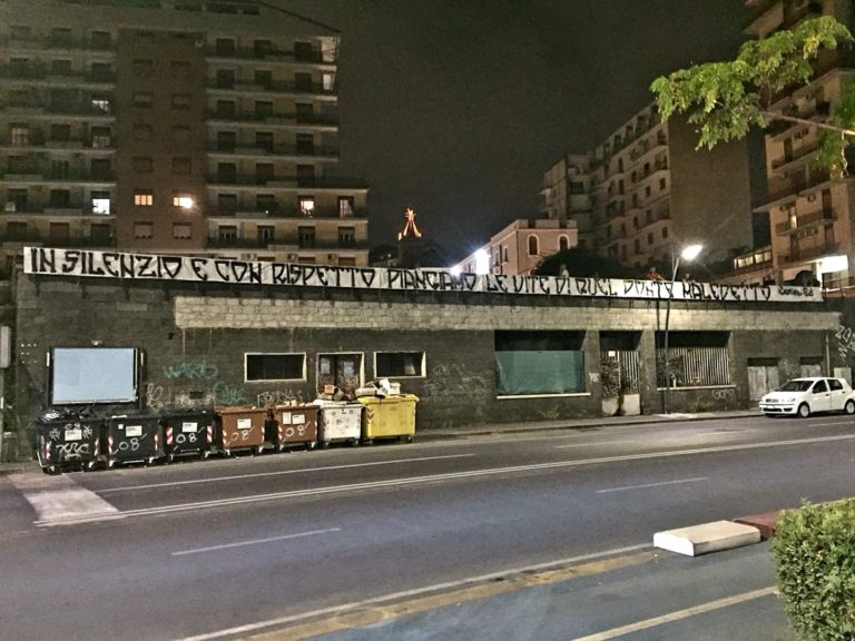 CATANIA, striscione di solidarietà anche dalla Curva Sud per Genova