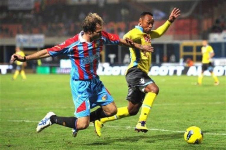 ACCADDE OGGI: 29 ottobre 2011, al Napoli non basta Cavani. Il Catania ribalta con Marchese e Bergessio