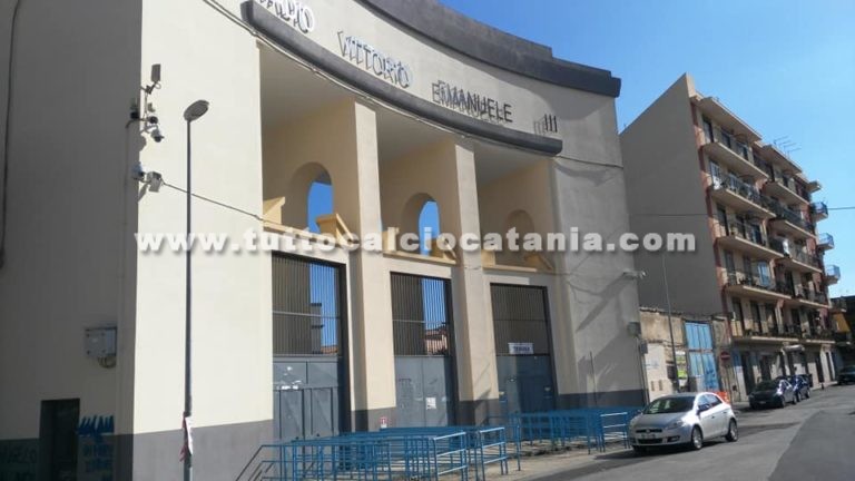 SIRACUSA: rifinitura a porte chiuse allo stadio
