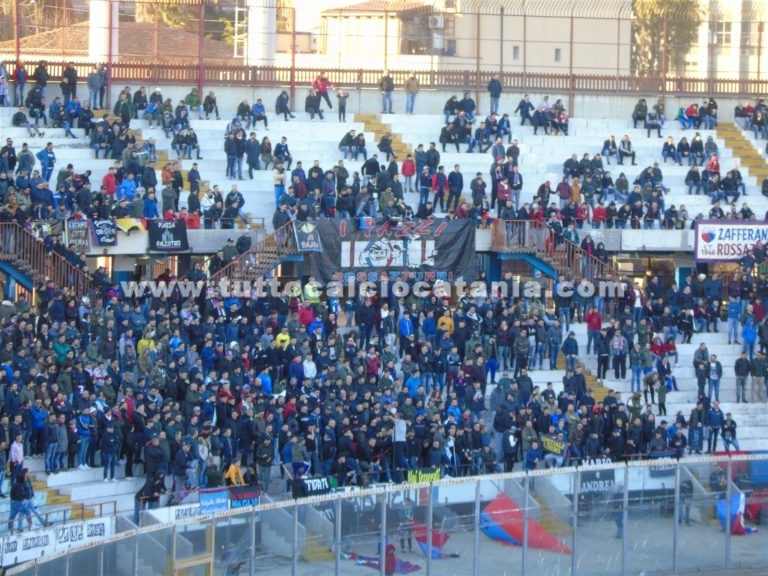 SERIE C: ammende per antisportività ed intemperanze tifosi. Catania decimo, Siena in vetta, Juve Stabia terza