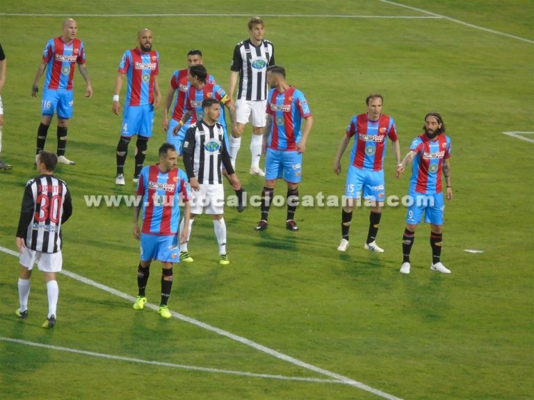 CATANIA: ricerca continua di compattezza. Gioco, ancora difficoltà ma si riparte da una ritrovata solidità difensiva. E’ Sarno la carta in più da giocare