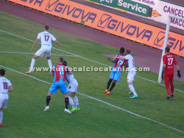PRIMO TEMPO: 1-1 di rigore tra Catania e Rieti