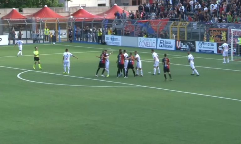 CATANIA, TORNA SUBITO COI PIEDI PER TERRA: difesa imbarazzante, errato approccio alla gara e poca lucidità