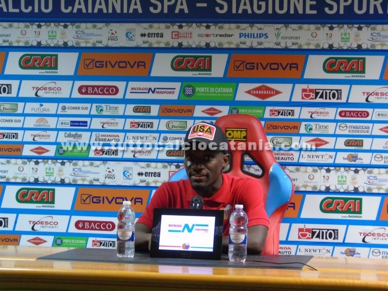 WELBECK: “Tifosi, grazie per il sostegno. Seguendo le indicazioni del mister miglioreremo, nostra rosa molto competitiva”