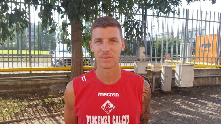 CORAZZA (Reggina): “Buon punto a Catania contro una squadra forte. Gasparetto espulso senza motivo”