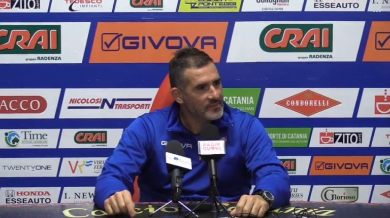 LUCARELLI: “Abbiamo creato tantissimo, match deciso dai calci piazzati. La prestazione c’è stata. Non sono Mago Merlino…”