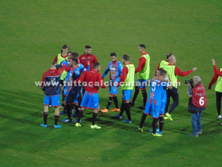OPINIONI TIFOSI DAL WEB: “Catania fortunato contro la Leonzio. Come si va in B con queste prestazioni? Su Curiale ed i cori pro Speziale…”