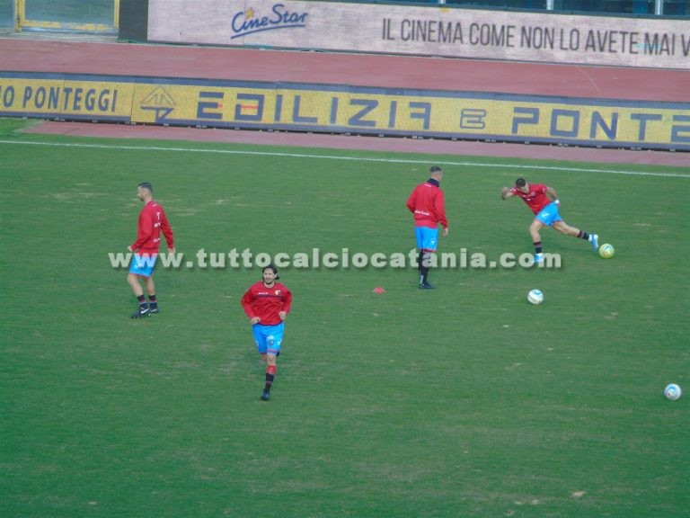 CATANIA – RENDE (foto): riscaldamento pre-gara
