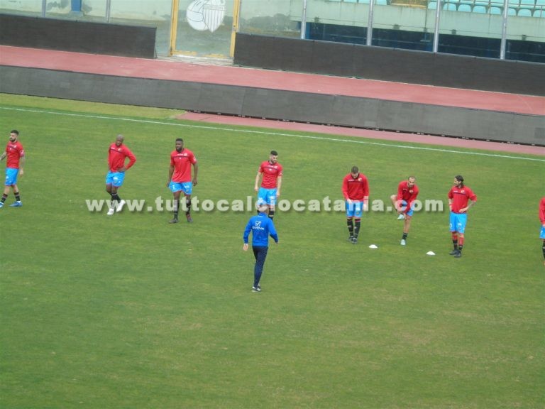 CATANIA – TERNANA (foto): riscaldamento pre-gara