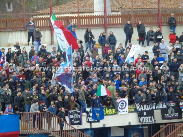 CURVA NORD CATANIA: “Appoggiamo la raccolta fondi, ma qualche puntino sulle ‘i’ va messo…”