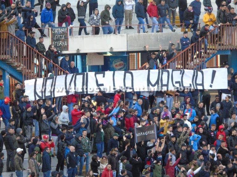 CATANIA: si riparte con tutte le incognite del caso, i tifosi vogliono rispecchiarsi in una squadra che li renda orgogliosi