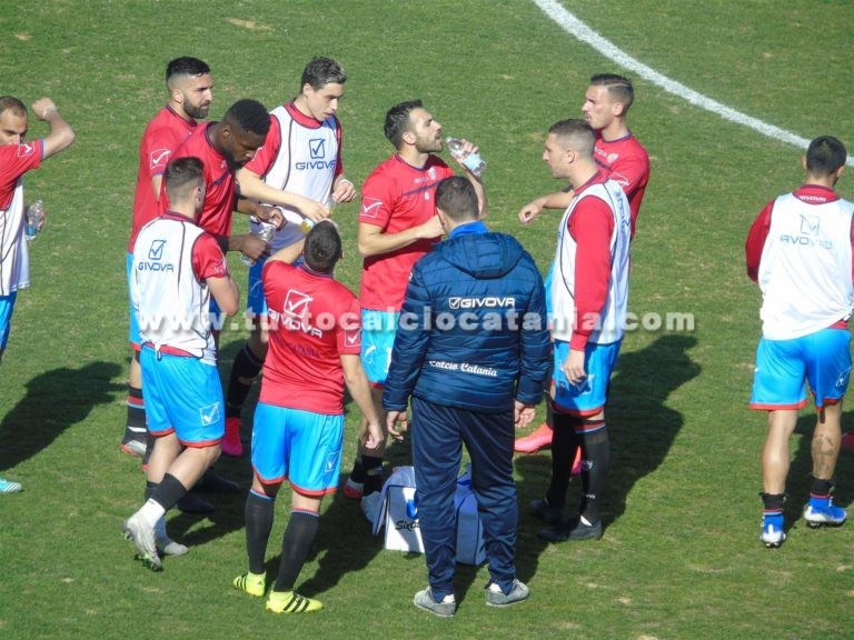 CORONAVIRUS: le 18 regole da seguire per i calciatori