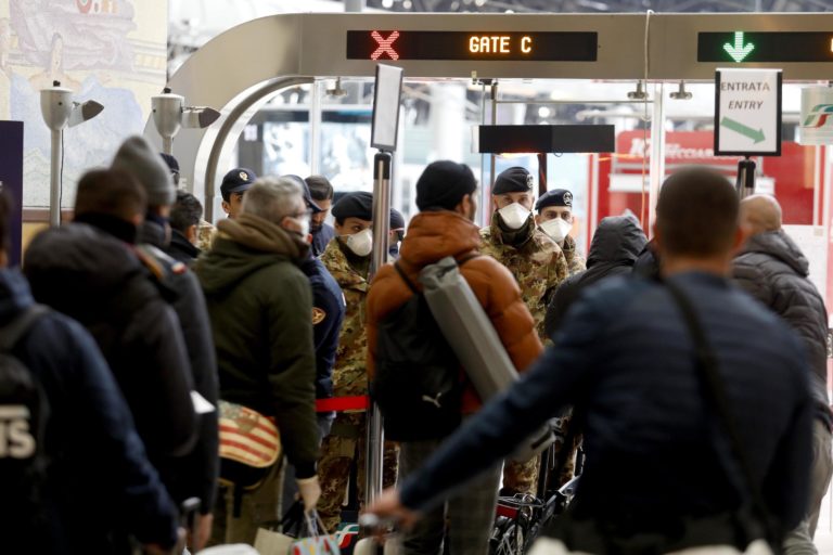 CORONAVIRUS: nuova fuga dal Nord, la Regione Sicilia chiede il blocco dei treni per il Sud