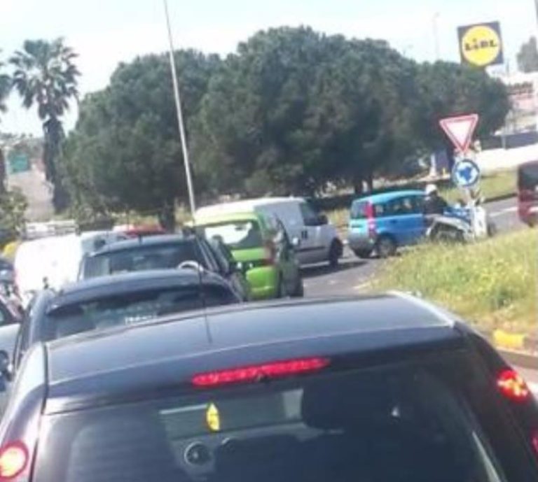 CORONAVIRUS A CATANIA: centinaia di auto sono state bloccate alla Circonvallazione