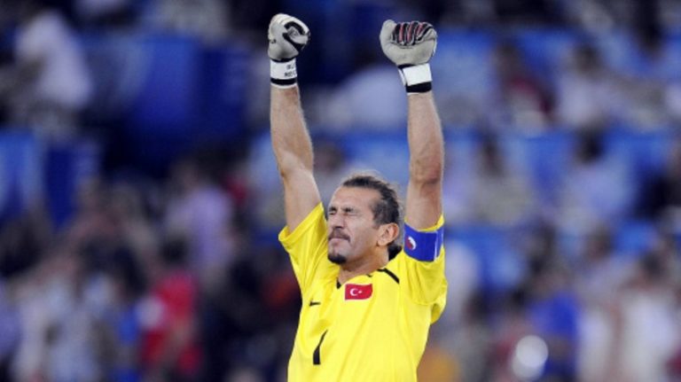 CORONAVIRUS NEL CALCIO – Rustu, ex portiere turco: “Ho vinto una delle partite più dure di tutta la mia vita”
