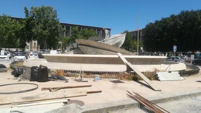 CORONAVIRUS A CATANIA: ripresi lavori ripristino fontana piazza Verga