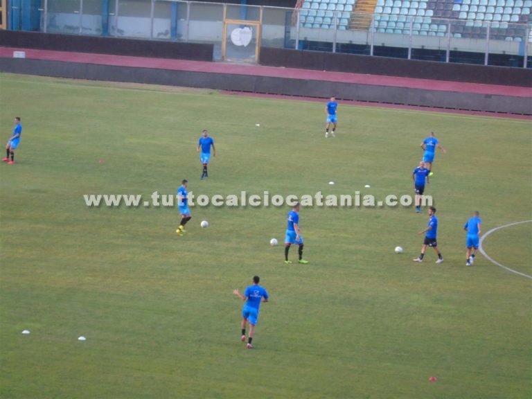 CATANIA – VIRTUS FRANCAVILLA (foto): riscaldamento pre-gara