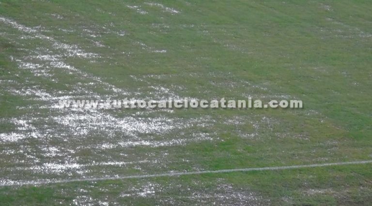 CATANIA – S.N. Notaresco: verifica delle condizioni del campo, ha smesso di piovere