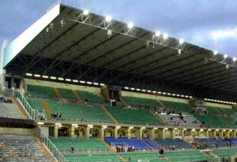 CALCIO SICILIANO – Palermo, ultras in contestazione: “Società fantasma, giocatori assenti…”