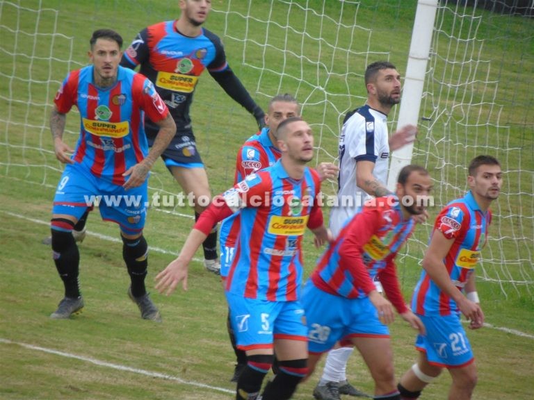 I NUMERI DEL CATANIA DI RAFFAELE: più punti in trasferta che in casa, differenza reti positiva ma il salto di qualità passa dal numero di gol fatti