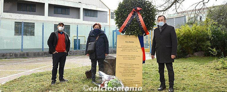 CATANIA: omaggio floreale in memoria di Géza Kertész