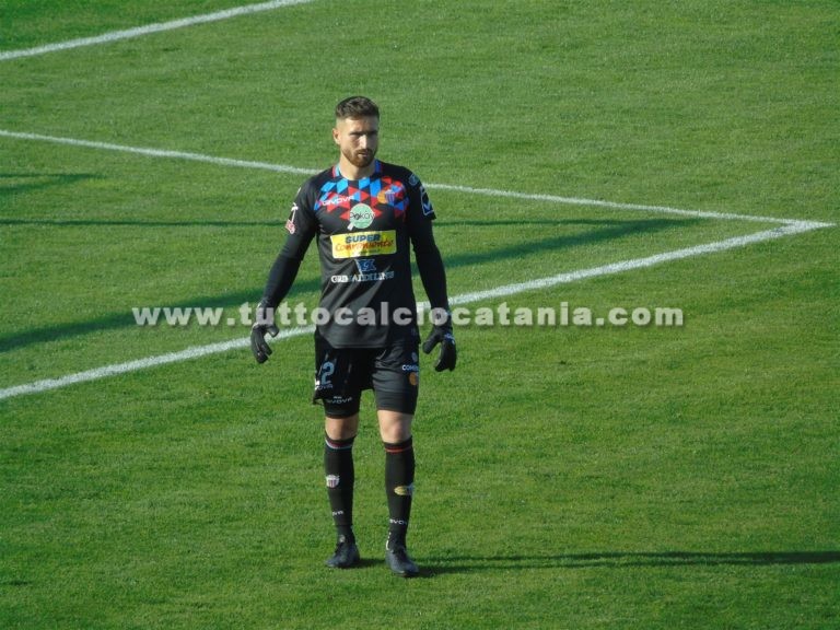 MERCATO: si discute con gli svincolati Martinez e Izco