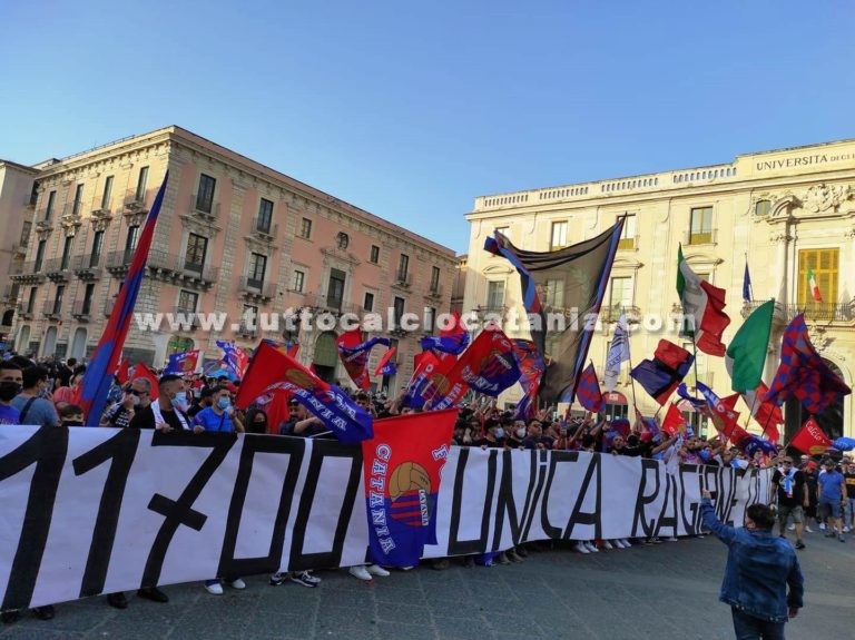 “11700… UNICA RAGIONE DI VITA” (Video): l’urlo dei tifosi rossazzurri a difesa del Catania