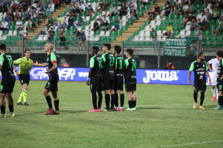 MONOPOLI 3-0 CATANIA (Video): gli highlights della partita