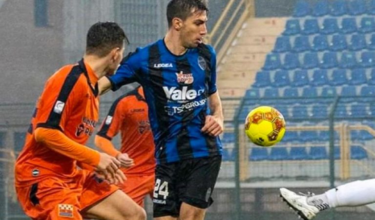 LA SICILIA – Mercato, riallacciati rapporti con Negro e Migliorini, spunta Possenti. Nuova possibile amichevole