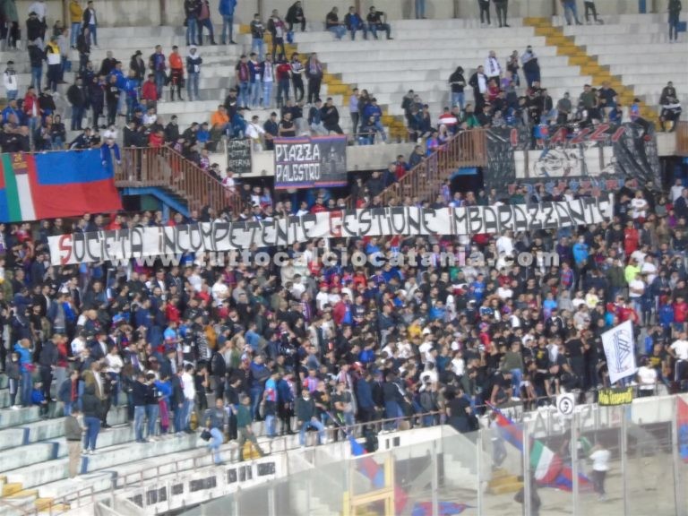CATANIA: tifosi attendono con ansia e angoscia. Sigi, il tempo delle chiacchiere è finito