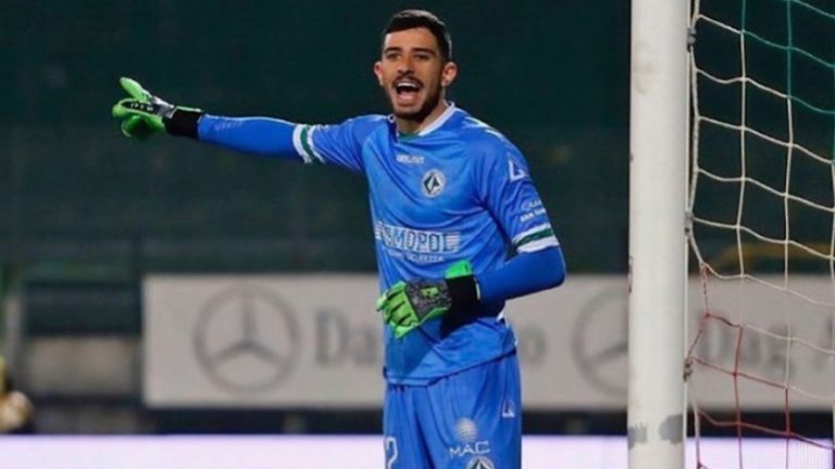 FORTE (Avellino): “Siamo arrabbiati, a Catania per vincere”
