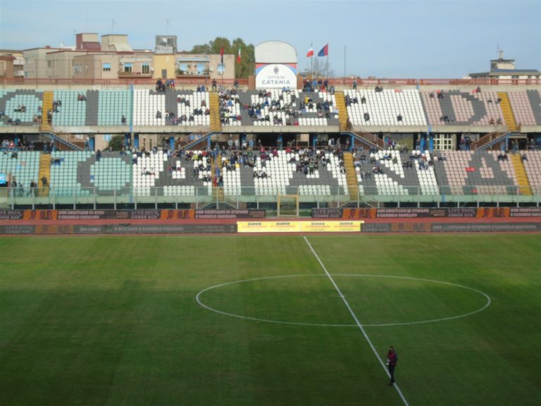 LA SICILIA – Catania, si cura il manto erboso. Ritorno al 4-3-3?