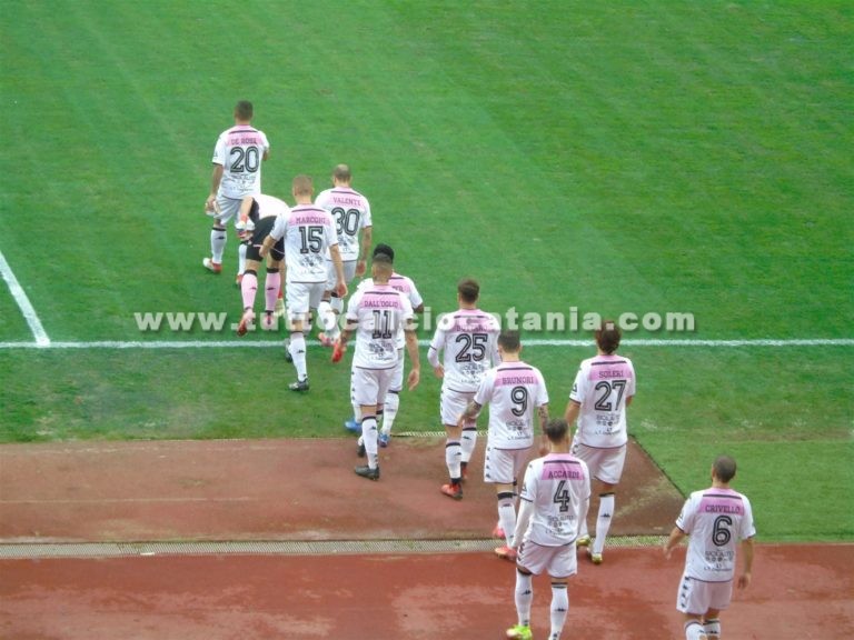 CALCIO SICILIANO: Covid, boom di casi tra le fila del Palermo