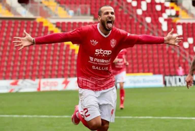 LA SICILIA: “Catania, sul mercato la ‘prova del 9’. Dall’ipotesi Litteri alla trattativa avviata con De Luca”