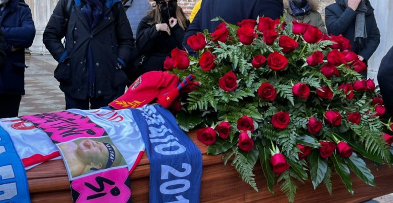 LA SICILIA – Di Marzio: presenti anche alcuni ex rossazzurri ai funerali