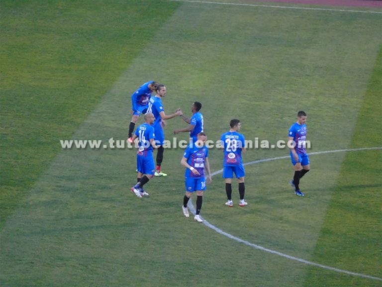 CATANIA-CAMPOBASSO: ecco la formazione scelta dai tifosi